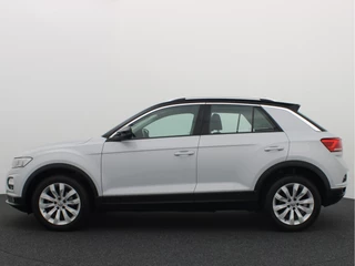 Volkswagen T-Roc AUTOMAAT / VIRTUAL / DAB+ / CARPLAY / NAVI / AIRCO / PDC / ACC / NL-AUTO - afbeelding nr 2