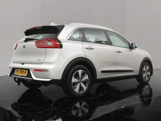 Kia Niro Kia Niro 1.6 GDi Hybrid DynamicLine - Navigatie - Camera - Climate control - Cruise control - Trekhaak - 12 maanden garantie - afbeelding nr 9