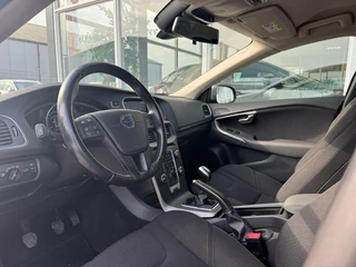 Volvo V40 Volvo V40 1.6 T2 Momentum|Trekhaak|Cruise control| Navi|PDC| - afbeelding nr 9