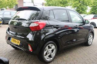 Hyundai i10 Hyundai i10 1.2 Premium Navi/Carplay/Cam/Pdc/wint/All weather 15