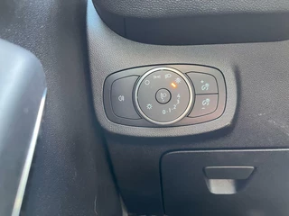 Ford Fiesta Ford Fiesta 1.0 EcoBoost Hybrid ST-Line X 125PK Winterpack Climate Navi Cruise Camera Carplay Parkeersensoren LED 18