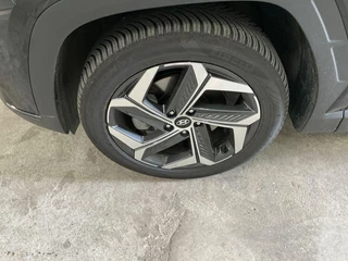 Hyundai Tucson Hyundai Tucson 1.6 T-GDI PHEV Premium Sky 4WD | Panoramadak | Afneembare trekhaak | 4WD | Stoelverwarming | Stoelventilatie | Lederen bekleding | Elektrische achterklep | KRELL | All season banden - afbeelding nr 7