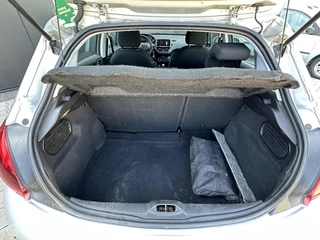 Peugeot 208 Peugeot 208 1.2 PureTech Blue Lion |CRUISE | CARPLAY | TREKHAAK | - afbeelding nr 5