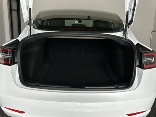 Tesla Model 3 Tesla Model 3 Standard RWD Plus 60 kWh | Panoramadak |  | Soh (batterijcheck) 90,2 % - afbeelding nr 23