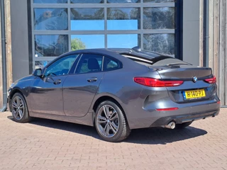 BMW 2 Serie | M-Pakket | Leder | Stoelverw. | Camera | Gr Navi | Sportinterieur | - afbeelding nr 3