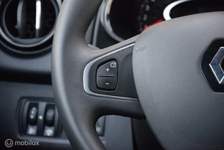 Renault Clio Renault Clio 0.9 TCe Limited climate control PDC navi Apple Carplay - afbeelding nr 12