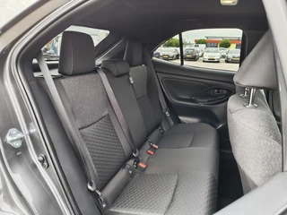 Toyota Yaris Cross Toyota Yaris Cross 1.5 Hybrid 130 Dynamic | Comfort Pack | Sensoren v/a | Stoelverw - afbeelding nr 31