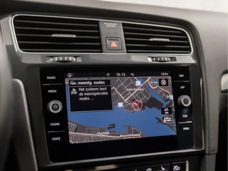 Volkswagen Golf (APPLE CARPLAY, GROOT NAVI, CLIMATE, STOELVERWARMING, DYNAMISCHE KNIPPERLICHTEN, ALCANTARA SPORTSTOELEN, ADAPTIVE CRUISE, PARKEERSENSOREN, LM VELGEN, NIEUWSTAAT) - afbeelding nr 22