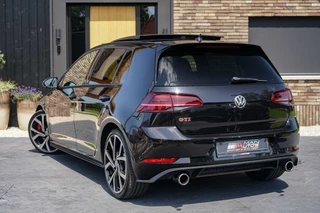 Volkswagen Golf Volkswagen Golf 7.5 GTI 2.0 TSI GTI Performance 245PK Pano/DYNa/Trkhk/Cam - afbeelding nr 3