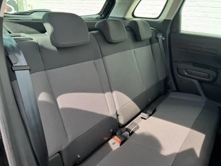 Citroën C3 Aircross Citroen C3 AIRCROSS 1.2 PureTech S&S C-Series Cruise control Climate control Navigatie Parkeersensor achter - afbeelding nr 31