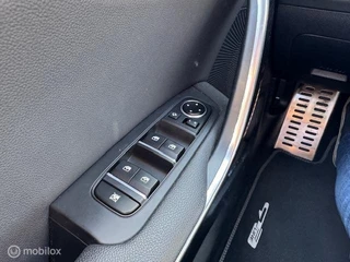 Kia ProCeed Pro Ceed 1.0 T urbo 120pk  GT-Line  Panorama dak, 17 inch velg.  Keyless entry , Voorstlelen & Stuur verwarmd , Navigatie , Achteruit rij Camera  , Apple Carplay / Android Auto , GT Line exterieur  & interieur - afbeelding nr 31