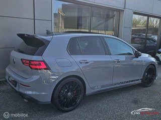 Volkswagen Golf Volkswagen Golf 2.0 TSI GTI Clubsport 45 Pano/Akrapovic/HUD/H&K - afbeelding nr 2