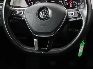Volkswagen Golf Volkswagen Golf 1.0 TSI Busness Edition Connected | Camera |  Trekhaak | Sportstoelen | Navigatie | Climate control | Cruise control - afbeelding nr 8