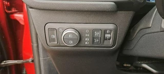 Ford Kuga Ford Kuga 2.5 PHEV Titanium 225pk | Winterpack | Afneembare Trekhaak | 1.500kg Trekgewicht | All Weather Michelin Cross Climate | Sync 3 Navigatie - afbeelding nr 14