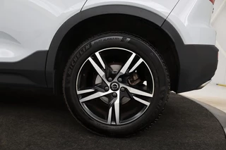 Volvo XC40 Volvo XC40 1.5 T3 R-Design | Stoel & stuurverwarming |  Trekhaak | Camera | Navigatie | Achterbankverwarming | Leder/Alcantara | Full LED - afbeelding nr 34