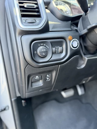Dodge Ram 1500 - afbeelding nr 28