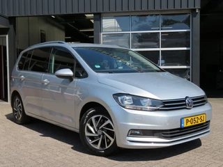 Volkswagen Touran Volkswagen Touran 1.2 TSI CON. SERIES ,,SOUND'' / Camera / Wegklap.haak / Stoelverwarming / - afbeelding nr 17