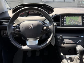 Peugeot 308 Peugeot 308 SW 1.2 PureTech Blue Lion 2e Eigenaar,Navi,Pano,110pk,Clima,Cruise,PDC,N.A.P,APK tot 10-2025 - afbeelding nr 3