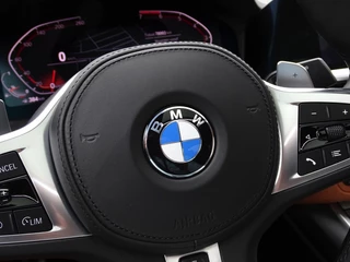 BMW 3 Serie BMW 3 Serie 330i 258PK High Ex. M-Sport / M-Perf. 2019 / LED / *NAP* - afbeelding nr 23