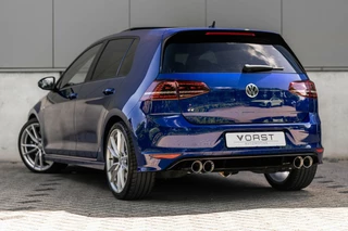 Volkswagen Golf Volkswagen Golf 2.0 TSI R 4Motion Pano Dsg DCC Dynaudio - afbeelding nr 4