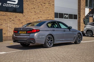 BMW 5 Serie BMW 5-serie 520i M-Sport,schuifdak,H&K,BTW,NAP,Sportseats - afbeelding nr 6