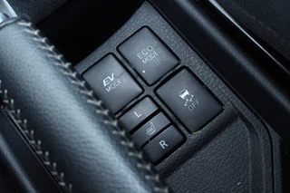 Toyota Yaris Toyota Yaris 1.5 Hybrid Y20 LUXE UITV. 2eEIG! NAV CAMRA STOELVW ECC '19 - afbeelding nr 20