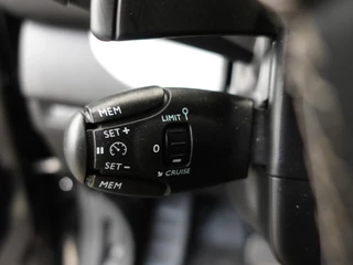 Opel Vivaro Opel Vivaro 2.0 BlueHDi 145PK L3 Automaat Airco Navigatie Bluetooth Cruise Trekhaak - afbeelding nr 17
