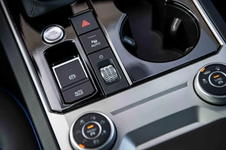 Volkswagen Touareg Volkswagen Touareg R 3.0 TSi eHybrid 4MOTION | Full Option | Panodak | Massage | Trekhaak | Black Style | 21 inch | - afbeelding nr 48