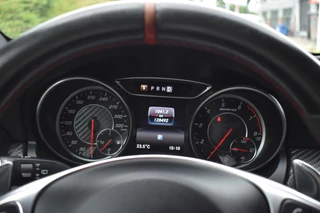 Mercedes-Benz A-Klasse Mercedes-Benz A-klasse AMG 45 4MATIC Dynamic Pakket Race H&K Memory Magno 19