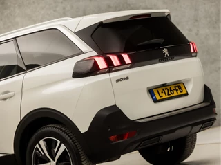 Peugeot 5008 Automaat (APPLE CARPLAY, STOELVERWARMING, LEDER, GROOT NAVI, 360 CAMERA, KEYLESS, SPORTSTOELEN, GETINT GLAS, CRUISE, NIEUWE APK, NIEUWSTAAT) - afbeelding nr 13
