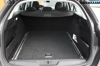 Peugeot 308 Peugeot 308SW 1.6 BlueHDI | Stoelverwarming | Panoramadak | Trekhaak - afbeelding nr 6