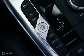 BMW 3 Serie BMW 318i M Perf | Harman Kardon | Pano | Dealer Onderhouden - afbeelding nr 32