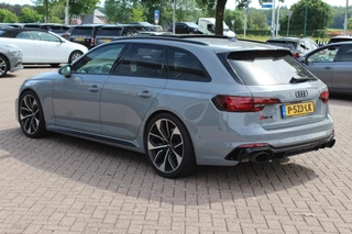 Audi RS4 Audi RS4 Avant 2.9 TFSI quattro / Milltek / Panoramadak / Camera / Head-up / Sportuitlaat / 20'' / Luxe Leder / Dodehoek / Virtual Cockpit / Stoelmassage / B&O - afbeelding nr 2