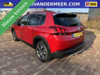 Peugeot 2008 Peugeot 2008 1.2 PureTech Allure - afbeelding nr 2