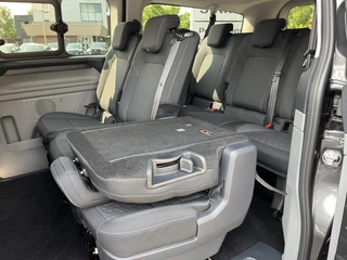 Ford Transit Custom Ford Transit Custom 340 2.5 PHEV L2H1 Limited | SCI | Voorraad | Kombi 9-persoons | Incl. BTW en BPM |  Dubbele schuifdeur | 17 inch lichtmetalen velgen | Trekhaak | Navigatie | Garantie 5 jaar of 200.000 km | Camera - afbeelding nr 16