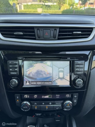 Nissan QASHQAI Nissan Qashqai 1.2 Connect Edition/KEYLESS/PANO/NAVI/360 ° - afbeelding nr 11