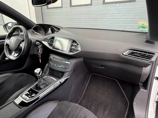 Peugeot 308 Peugeot 308 2.0 BlueHDI 150PK GT-Line Navi Pano Trekhaak Camera NW APK! - afbeelding nr 10