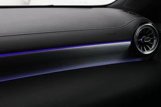 Mercedes-Benz A-Klasse Mercedes-Benz A-klasse 250e AMG | Panoramadak | Stoelverwarming |  Carplay | Navigatie | Full LED | Half leder | Sportstoelen | Park Assist - afbeelding nr 21