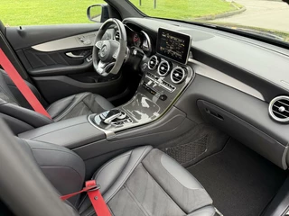 Mercedes-Benz GLC Mercedes GLC-klasse AMG 63 S 4MATIC+ Panoramadak|Burmester®|Camera 360°|Carbon|Keyless|Head-Up - afbeelding nr 27