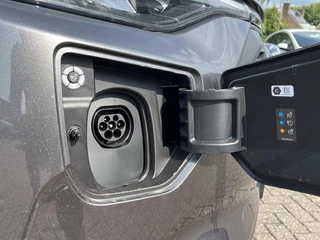 Ford Transit Custom Ford Transit Custom 340 2.5 PHEV L2H1 Limited | SCI | Voorraad | Kombi 9-persoons | Incl. BTW en BPM |  Dubbele schuifdeur | 17 inch lichtmetalen velgen | Trekhaak | Navigatie | Garantie 5 jaar of 200.000 km | Camera - afbeelding nr 31
