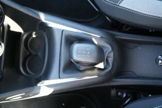 Peugeot 208 Peugeot 208 BLUE LION 1.2-82PK 5-DEURS incl. 6 maanden garantie & rijklaar - afbeelding nr 18