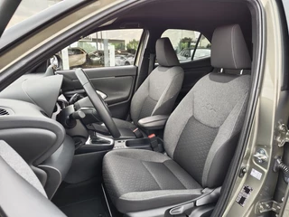 Toyota Yaris Cross Toyota Yaris Cross 1.5 Hybrid First Edition | Navi | Keyless Start & Entry | Androi - afbeelding nr 25