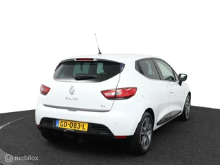 Renault Clio Renault Clio 0.9 TCe ECO Night&Day | Airco | Cruise | Navi | Trekhaak | NL Auto | DEALER-STAAT - afbeelding nr 3