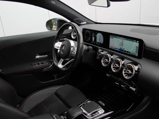 Mercedes-Benz A-Klasse Mercedes-Benz A-Klasse A35 AMG 306pk 4MATIC | Pano | Burmester - afbeelding nr 12