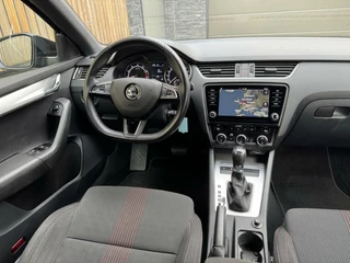 Škoda Octavia Skoda Octavia Combi 1.5 TSI Greentech Sport Business Automaat | Cruise control | Climate control | Trekhaak | Parkeersensoren achter | Zwart optiek - afbeelding nr 9
