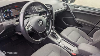 Volkswagen e-Golf Volkswagen e-Golf . Virtual cockpit ParkAss, Full LED&Dynam. - afbeelding nr 12