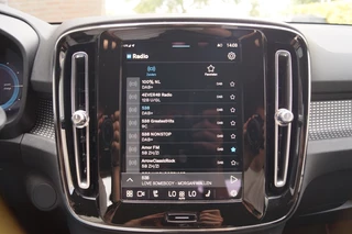 Volvo XC40 Volvo XC40 Recharge P8 AWD 78kWh 408pk R-Design -NAVI-ECC- - afbeelding nr 18