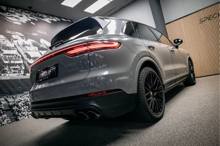 Porsche Cayenne Porsche Cayenne 3.0 E-Hybrid Goed uitgevoerde Cayenne Hybride - afbeelding nr 10