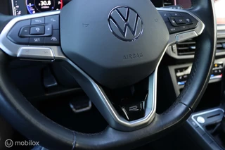 Volkswagen Taigo Volkswagen Taigo 1.0 TSI R-Line / Pano / Navi / Cam / Carpl. - afbeelding nr 21