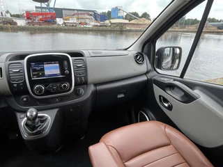 Renault Trafic Renault Trafic 1.6 dCi 145pk L2H1 Limited Edition Dubbele Cabine Leer/Keyless/Navi/Camera+PDC/Bluetooth/Trekhaak - afbeelding nr 12